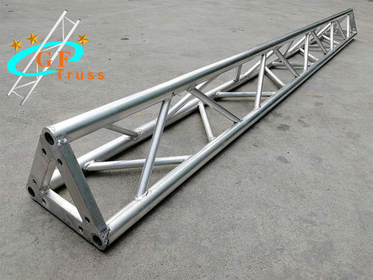 50*3mmの本管の管の屋根の支柱の段階の安全ローディングのためのアルミニウム三角形のトラス